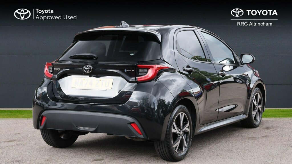 Toyota Yaris 1.5 Vvt-h Design E-cvt Euro 6 Ss MA74ZTU Black #2