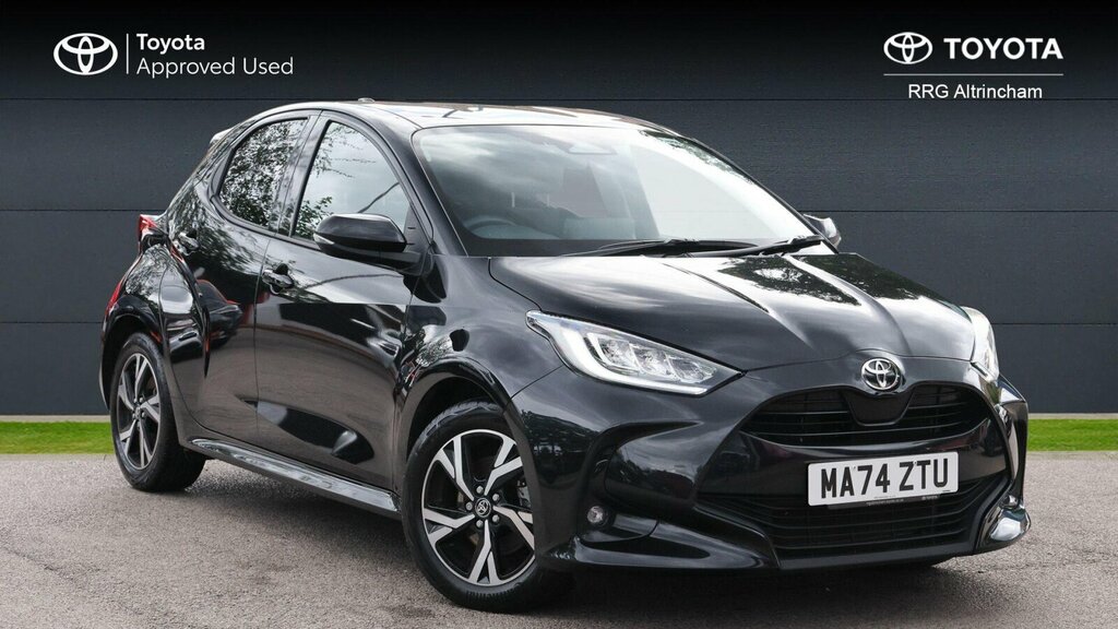 Toyota Yaris 1.5 Vvt-h Design E-cvt Euro 6 Ss MA74ZTU Black
