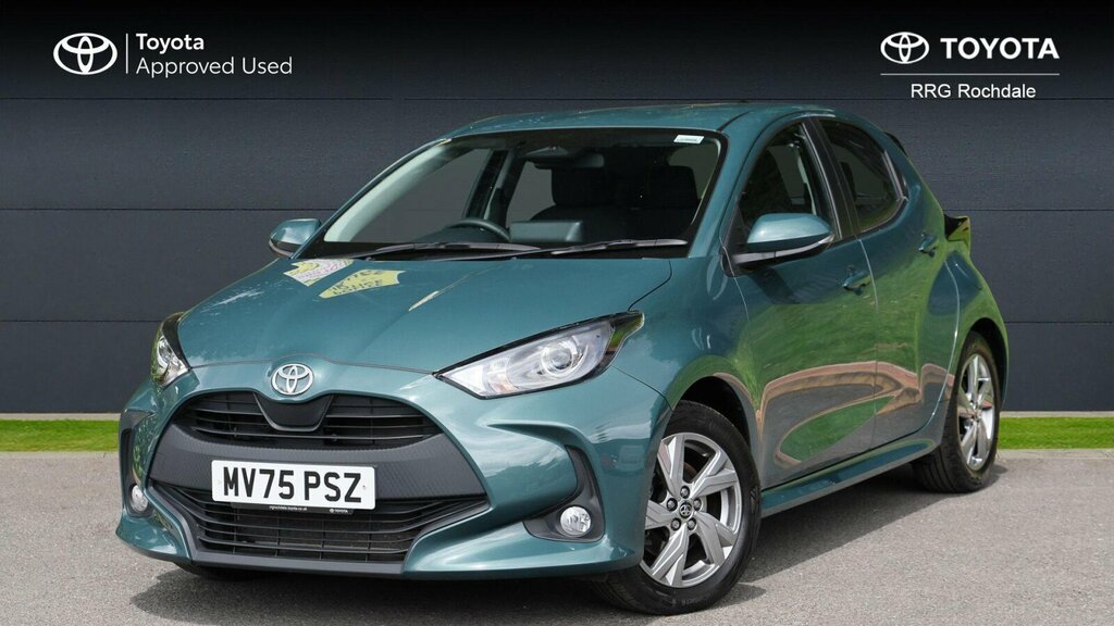 Toyota Yaris 1.5 Vvt-h Icon E-cvt Euro 6 Ss MV75PSZ Green #3