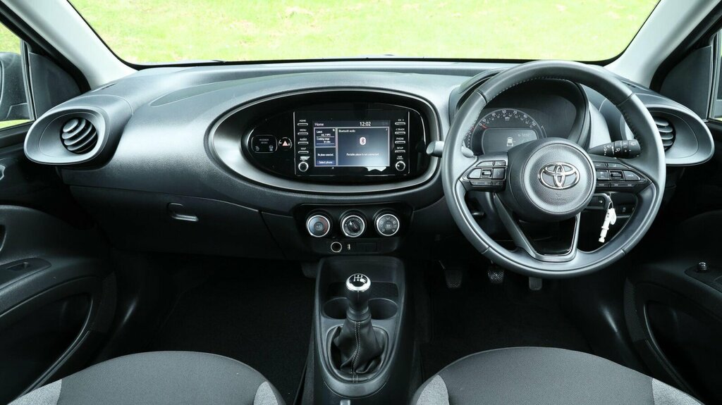 Toyota Aygo X 1.0 Vvt-i Pure Euro 6 Ss MK72HWA Black #6