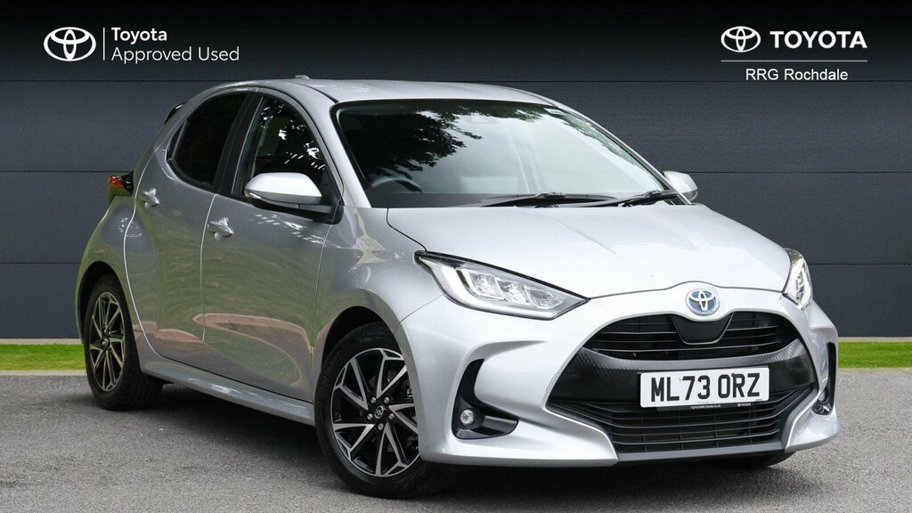 Toyota Yaris 1.5 Vvt-h Design E-cvt Euro 6 Ss Silver