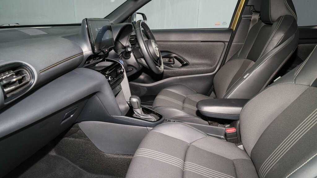 Toyota Yaris Cross 1.5 Vvt-h Dynamic E-cvt Euro 6 Ss SD22UOJ Gold #5