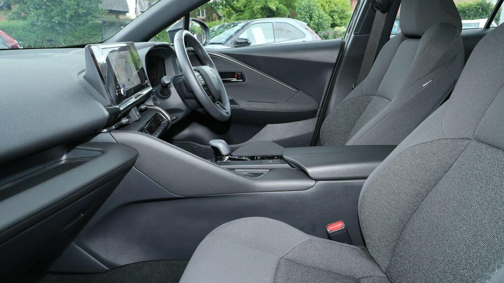 Toyota C-Hr 1.8 Vvt-h Icon Cvt Euro 6 Ss MK75AUT Black #5