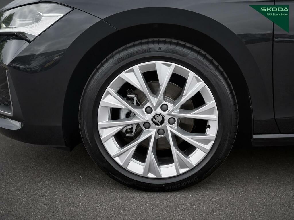 Skoda Superb 1.5 Tsi E-tec Se L Dsg Black #5