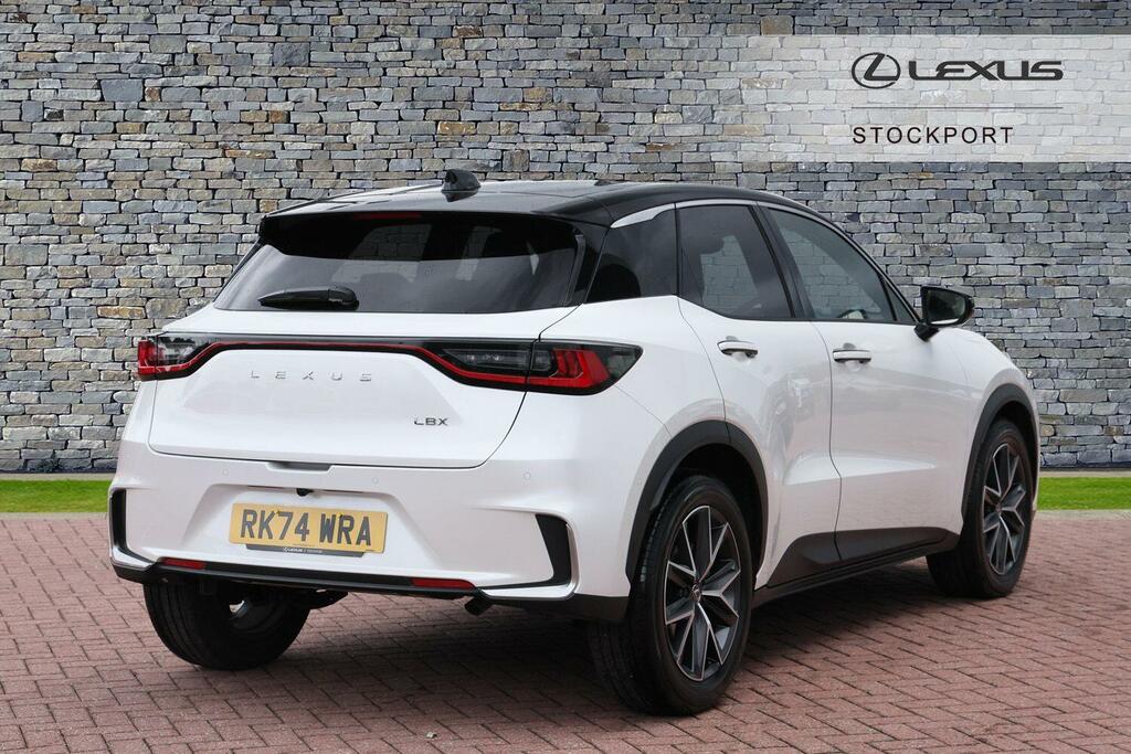 Lexus LBX 1.5 Vvt-ie Takumi Design Suv Hybrid E-c RK74WRA Black #2