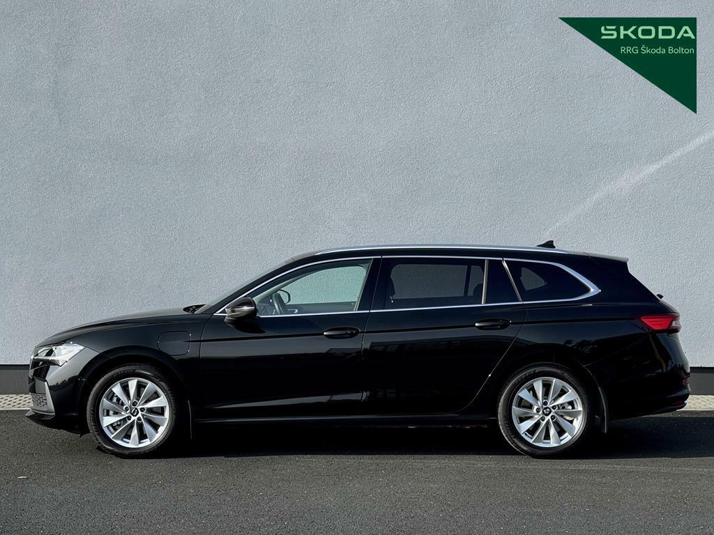 Skoda Superb 1.5 Tsi Iv Se Technology Dsg ML26WKG Black #4