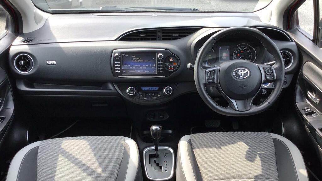 Toyota Yaris 1.5 Vvt-h Y20 Hatchback Hybrid E-cvt Eu MK70NDL Red #6
