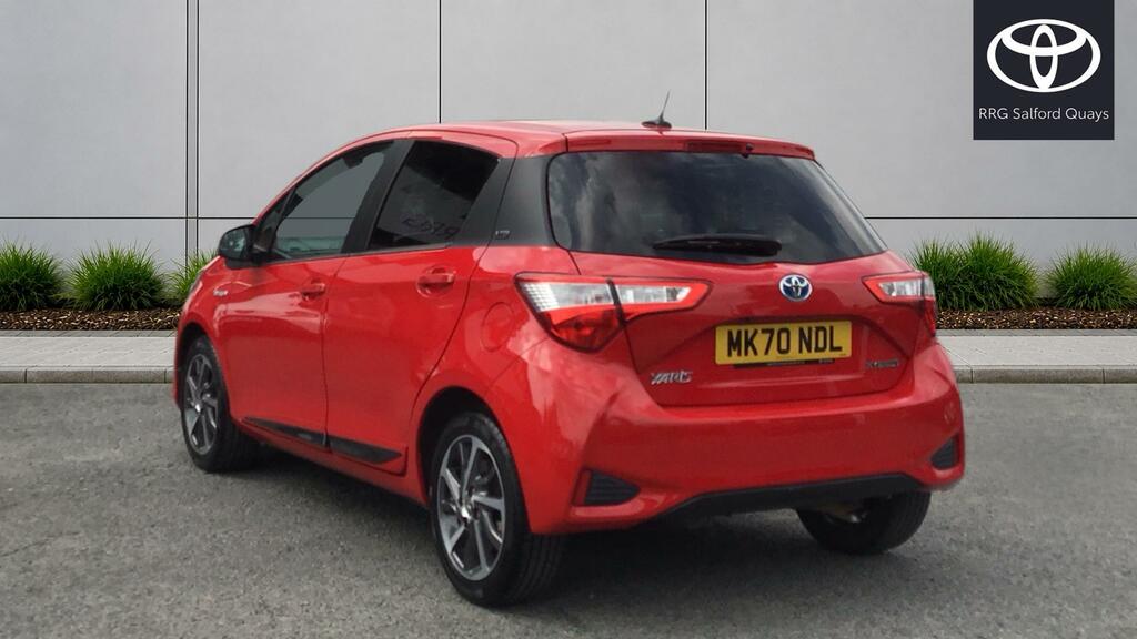 Toyota Yaris 1.5 Vvt-h Y20 Hatchback Hybrid E-cvt Eu MK70NDL Red #4