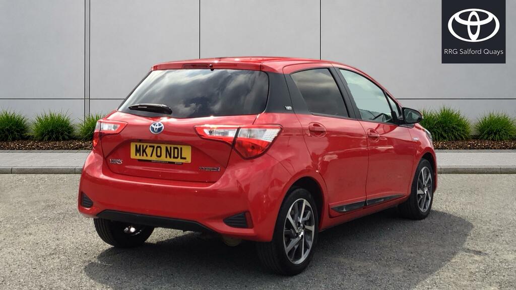Toyota Yaris 1.5 Vvt-h Y20 Hatchback Hybrid E-cvt Eu MK70NDL Red #2