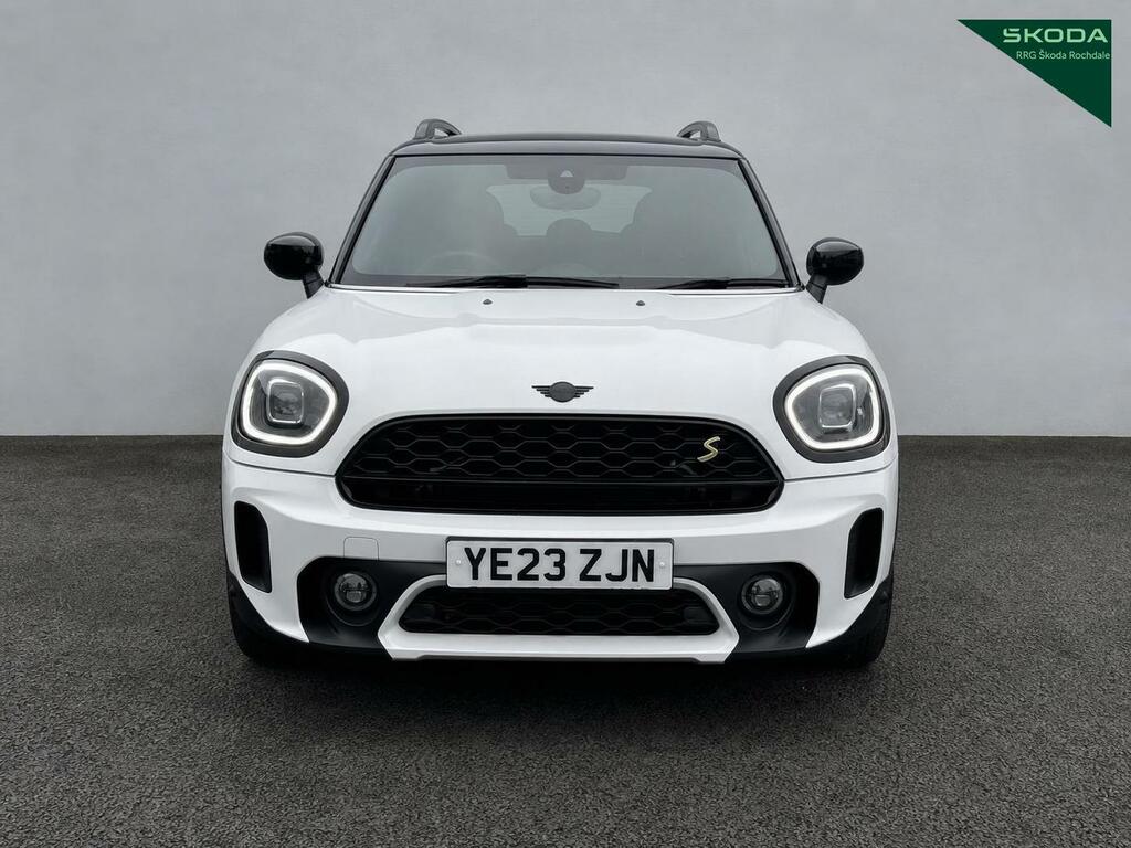 Mini Countryman 1.5 Cooper S E Exclusive All4 Phev YE23ZJN White #2