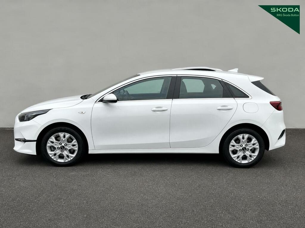 Kia Ceed 1.5T Gdi Isg 2 LE23TFV White #4