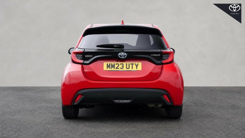 Toyota Yaris 1.5 Vvt-h Design E-cvt Euro 6 Ss MM23UTY Red #6