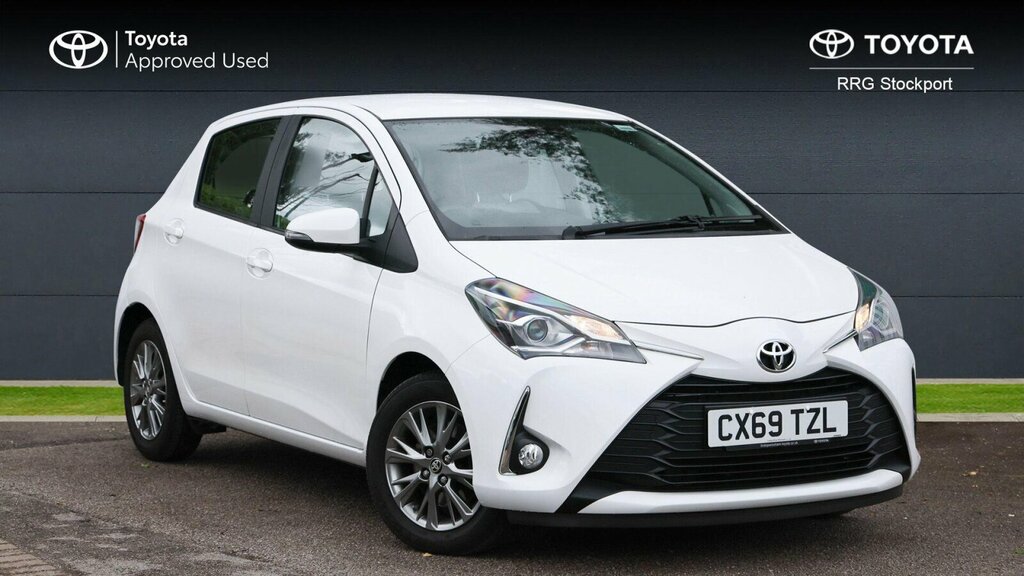 Toyota Yaris 1.5 Vvt-i Icon Euro 6 White