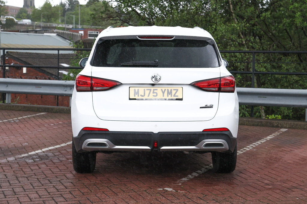 MG ZS 1.5 Hybrid Trophy MJ75YMZ White #5
