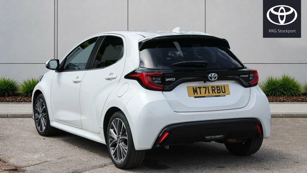 Toyota Yaris 1.5 Vvt-h Excel E-cvt Euro 6 Ss MT71RBU White #4