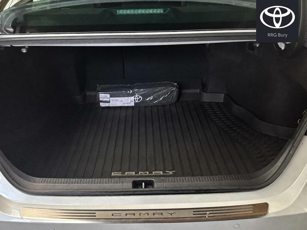 Toyota Camry 2.5 Vvt-h Design Saloon Hybrid Cvt Euro White #10
