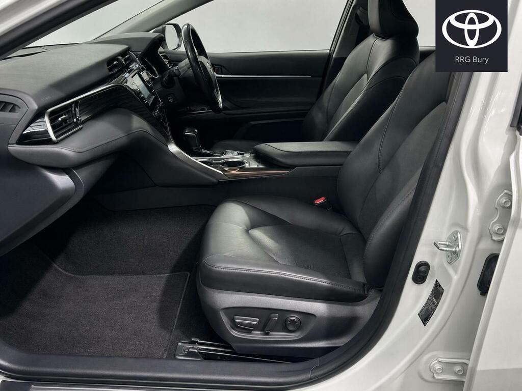 Toyota Camry 2.5 Vvt-h Design Saloon Hybrid Cvt Euro White #14