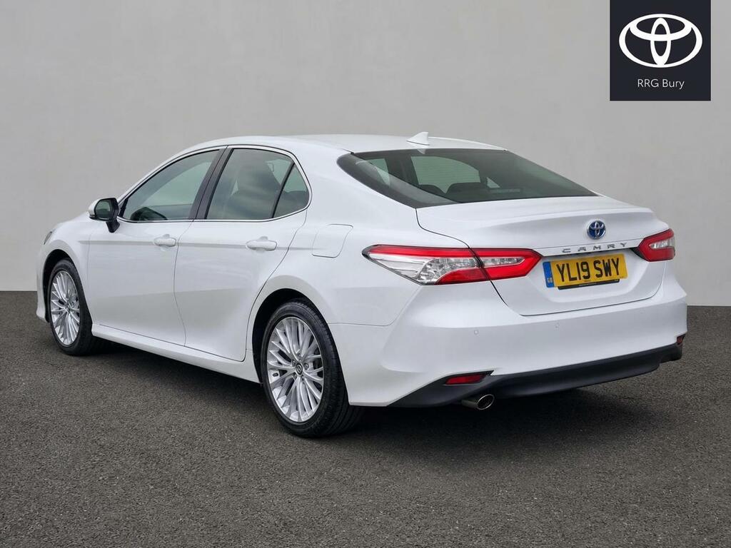 Toyota Camry 2.5 Vvt-h Excel Cvt Euro 6 Ss White #6