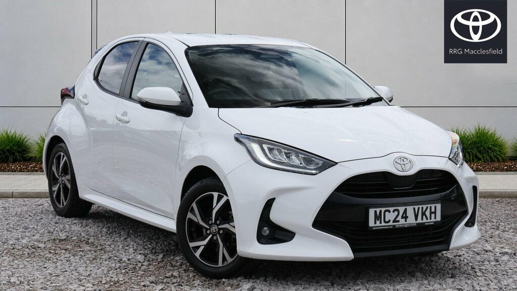 Toyota Yaris 1.5 Vvt-h Design E-cvt Euro 6 Ss White