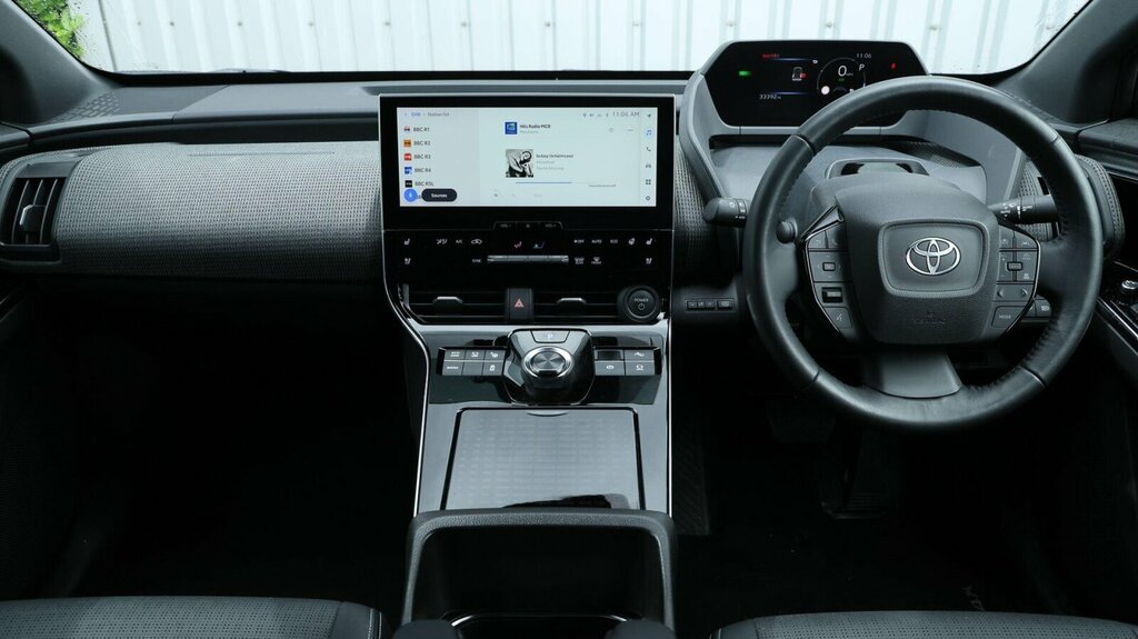 Toyota bZ4X 71.4Kwh Vision 11Kw Obc Grey #6