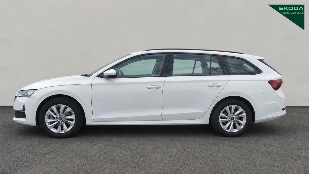 Skoda Octavia 1.5 Tsi Se Technology GJ75LXF White #4