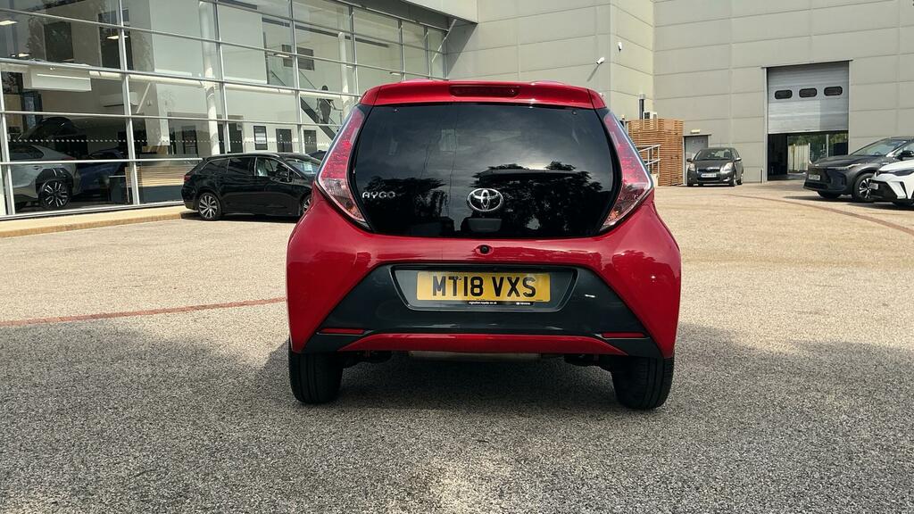 Toyota Aygo 1.0 Vvt-i X-style Euro 6 Red #6