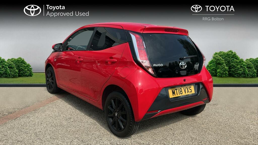 Toyota Aygo 1.0 Vvt-i X-style Euro 6 Red #4