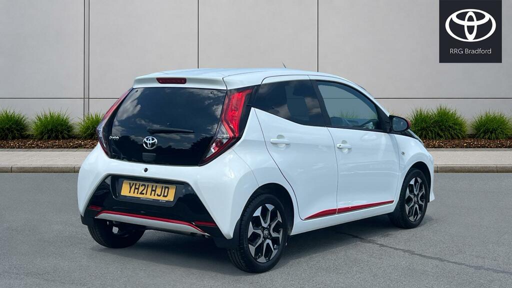 Toyota Aygo 1.0 Vvt-i X-trend X-shift Euro 6 Safety Sense White #2