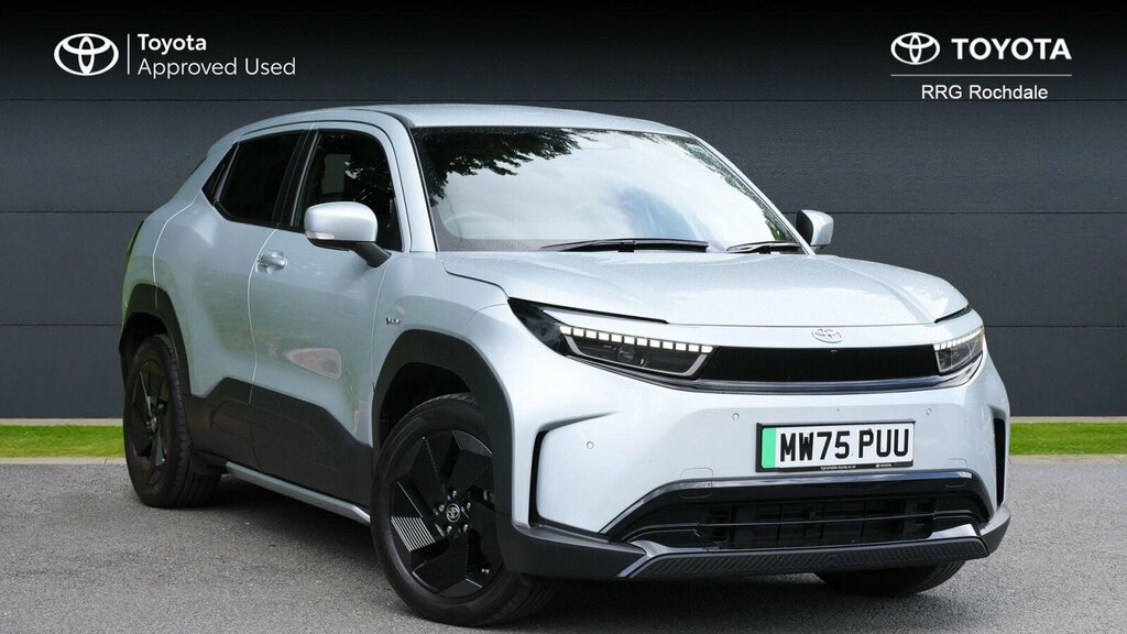 Toyota Urban Cruiser 61Kwh Design Silver