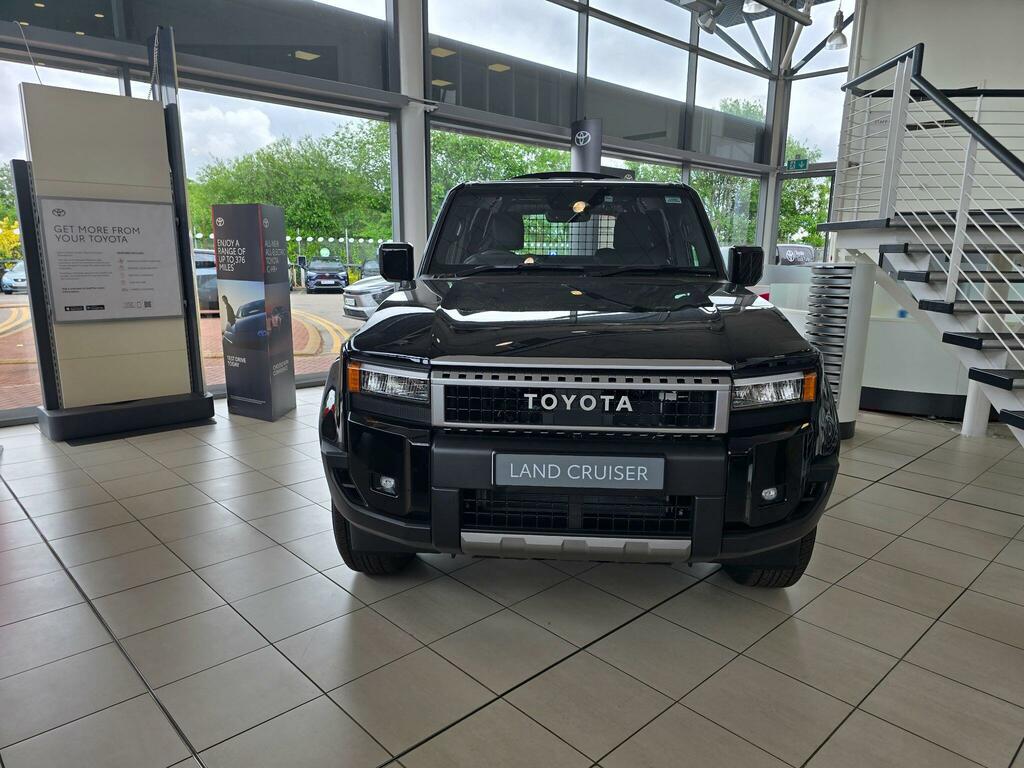 Toyota Land Cruiser 2.8D Mhev Invincible Suv Hybrid 4W #2
