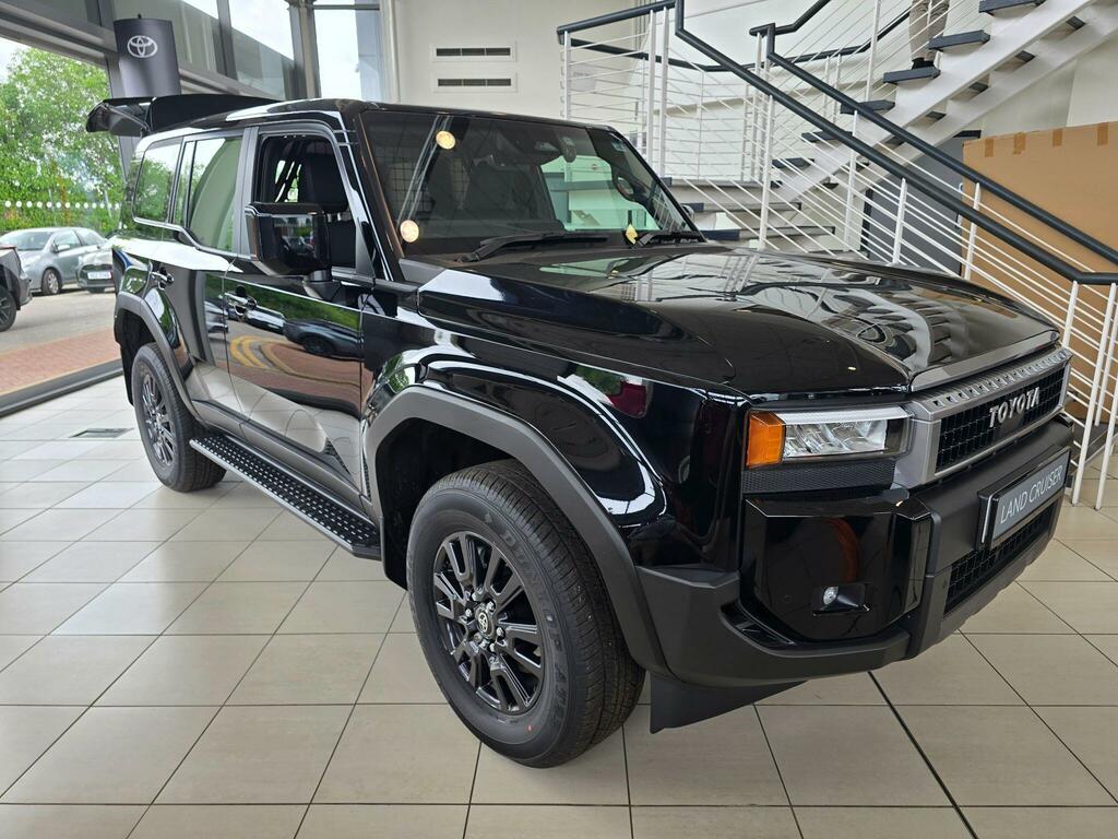 Toyota Land Cruiser 2.8D Mhev Invincible Suv Hybrid 4W