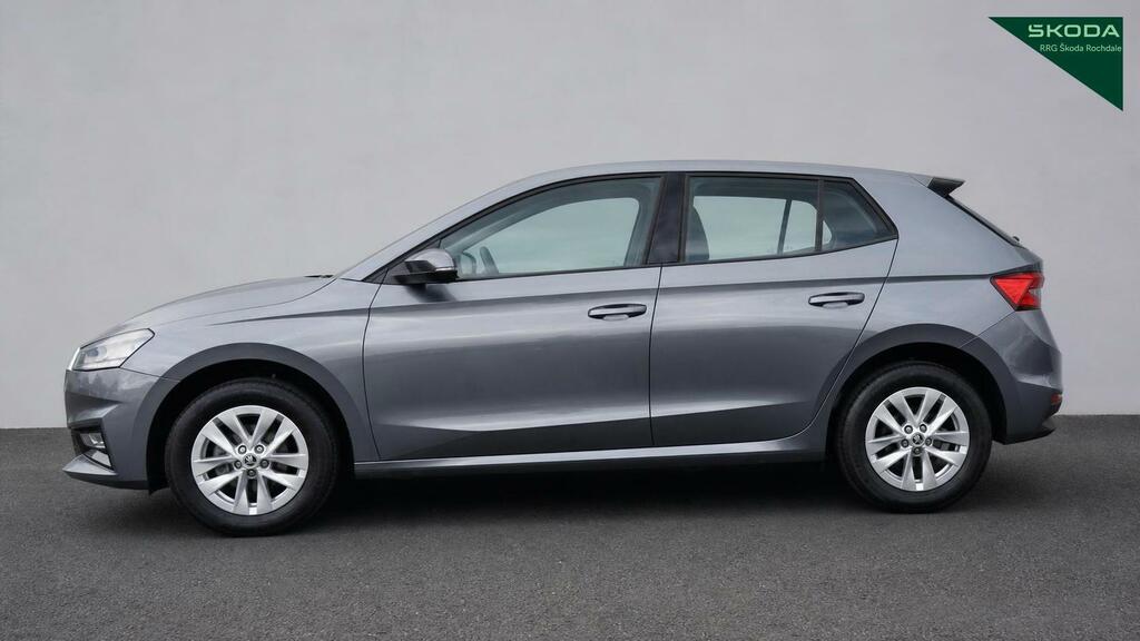 Skoda Fabia 1.0 Tsi Se Comfort MJ72CCF Black #4
