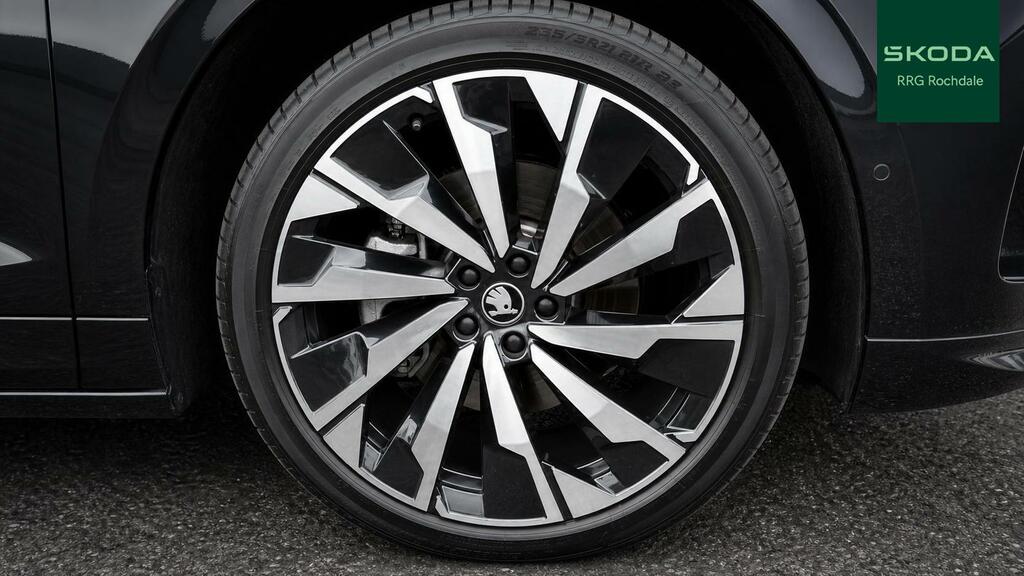 Skoda ENYAQ 210Kw 85X Sportline 82Kwh 4X4 KM75XLD Black #5