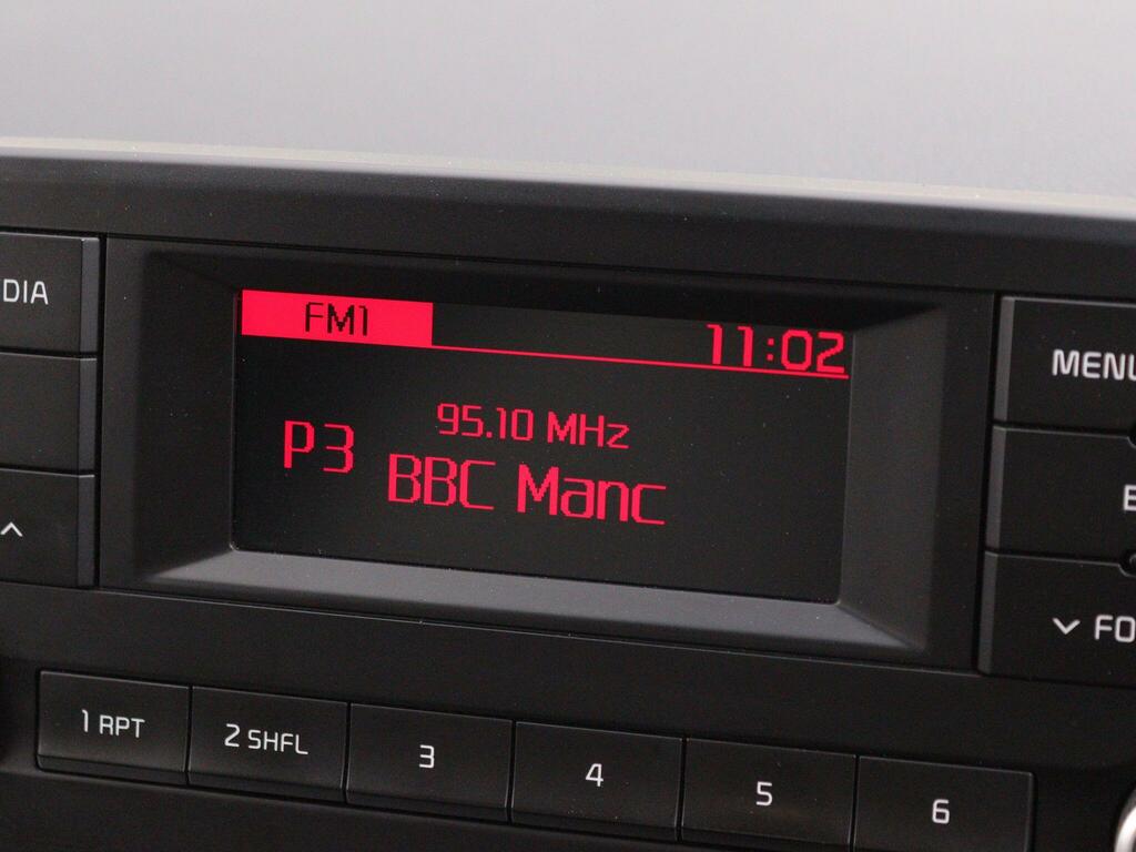 Kia Picanto 1.25 X-line White #20