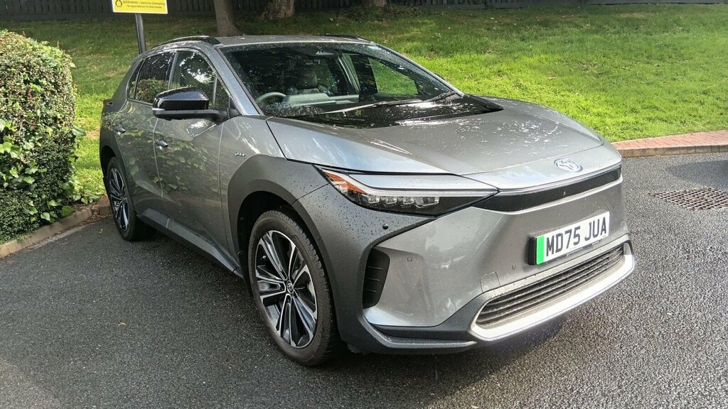 Toyota bZ4X 71.4Kwh Vision 11Kw Obc Silver