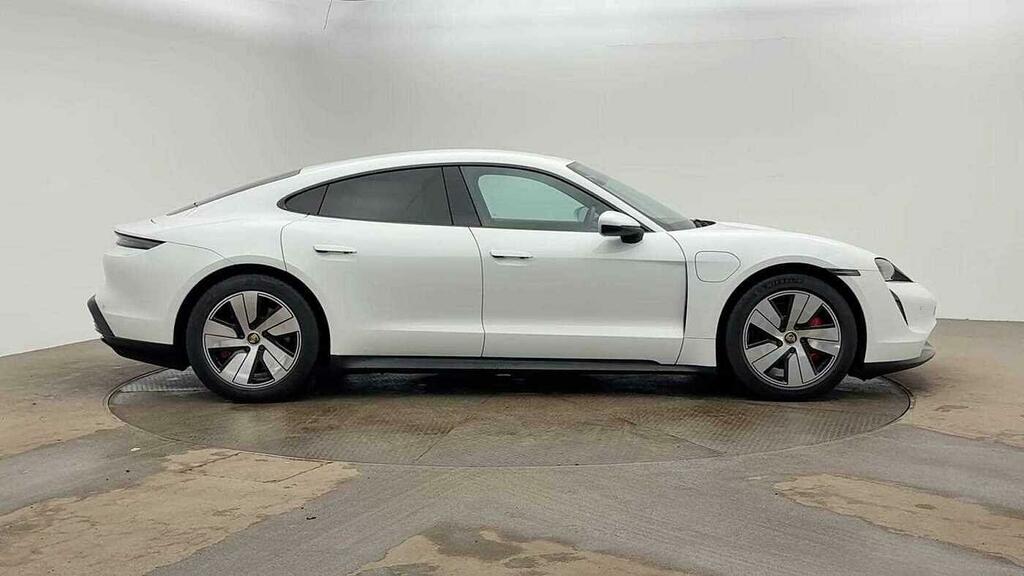 Porsche Taycan 420Kw 4S 93Kwh White #4