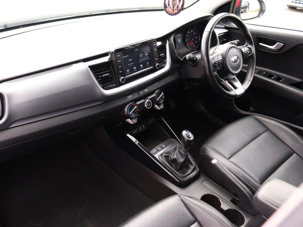 Kia Stonic 1.0 T-gdi Maxx Euro 6 Ss White #4