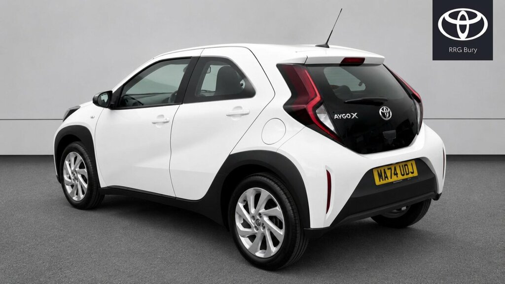 Toyota Aygo X 1.0 Vvt-i Pure X-shift Euro 6 Ss MA74UDJ White #6