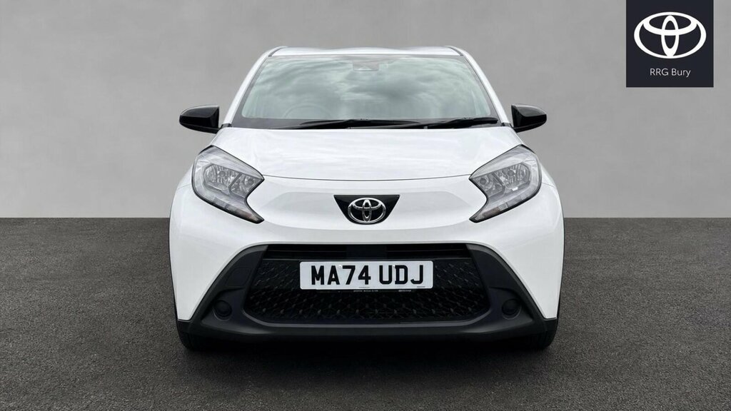Toyota Aygo X 1.0 Vvt-i Pure X-shift Euro 6 Ss MA74UDJ White #2