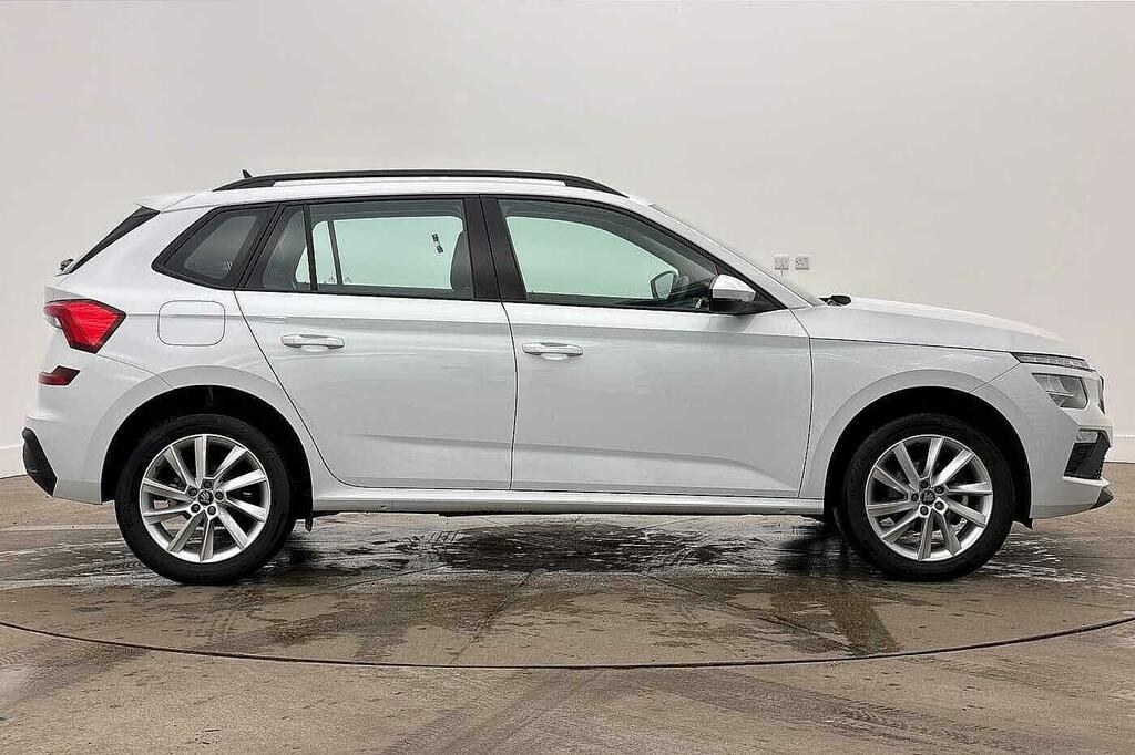 Skoda Kamiq 1.0 Tsi Se Edition White #4