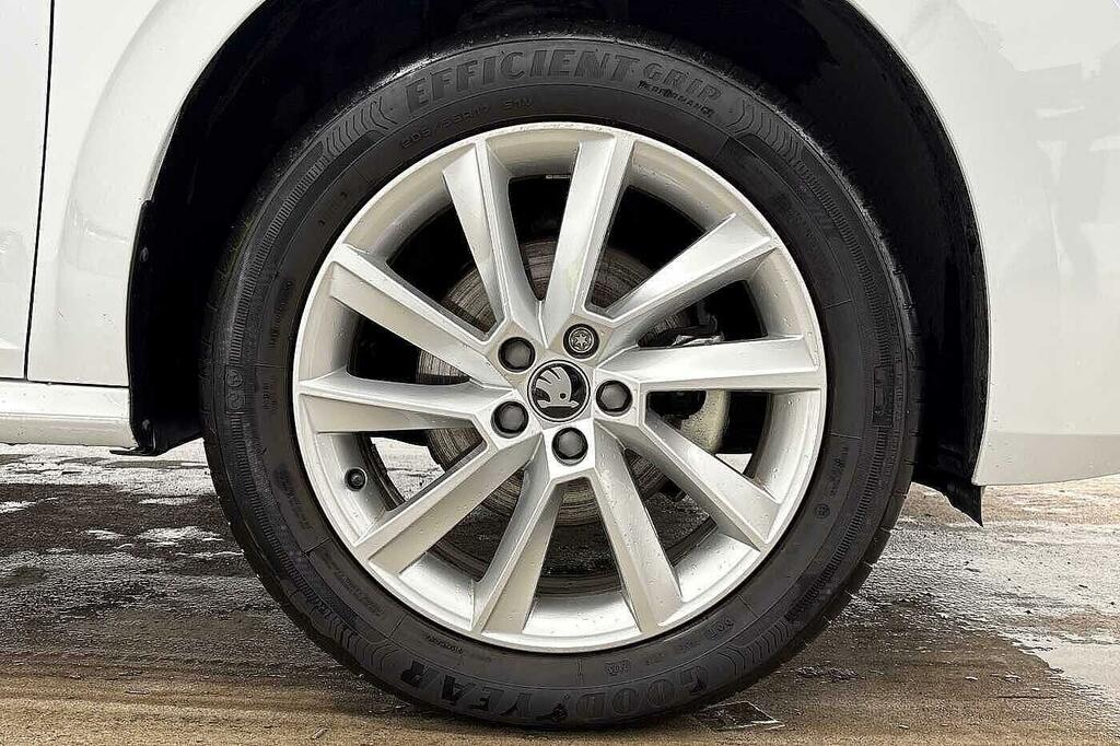 Skoda Kamiq 1.0 Tsi Se Edition White #5