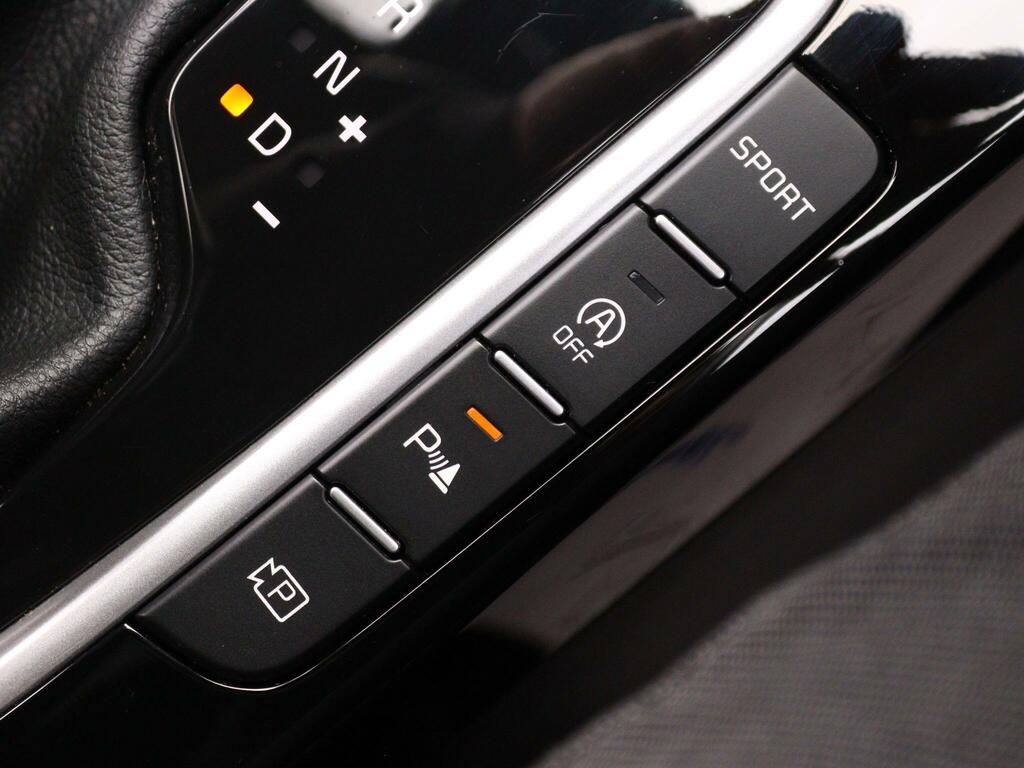 Kia Xceed Gt-line White #25