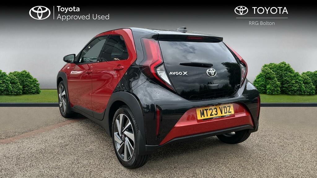 Toyota Aygo X 1.0 Vvt-i Edge X-shift Euro 6 Ss MT23VDZ Red #4