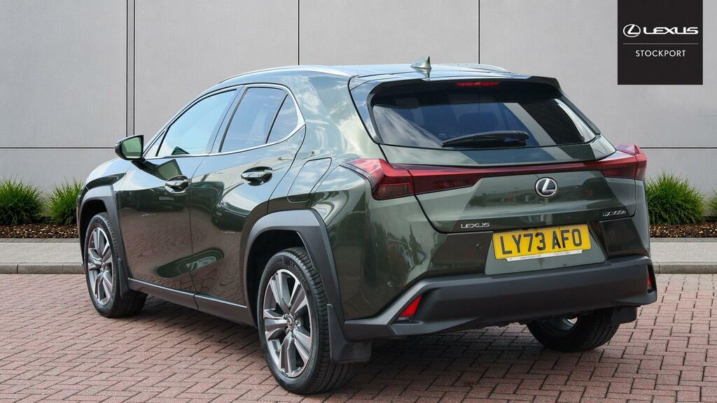 Lexus UX 72.8Kwh Premium Plus Suv 204 Ps LY73AFO #4