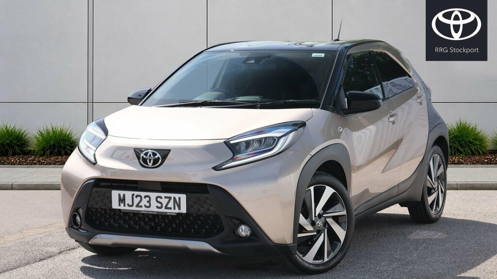Toyota Aygo X 1.0 Vvt-i Exclusive Euro 6 Ss MJ23SZN Beige #3