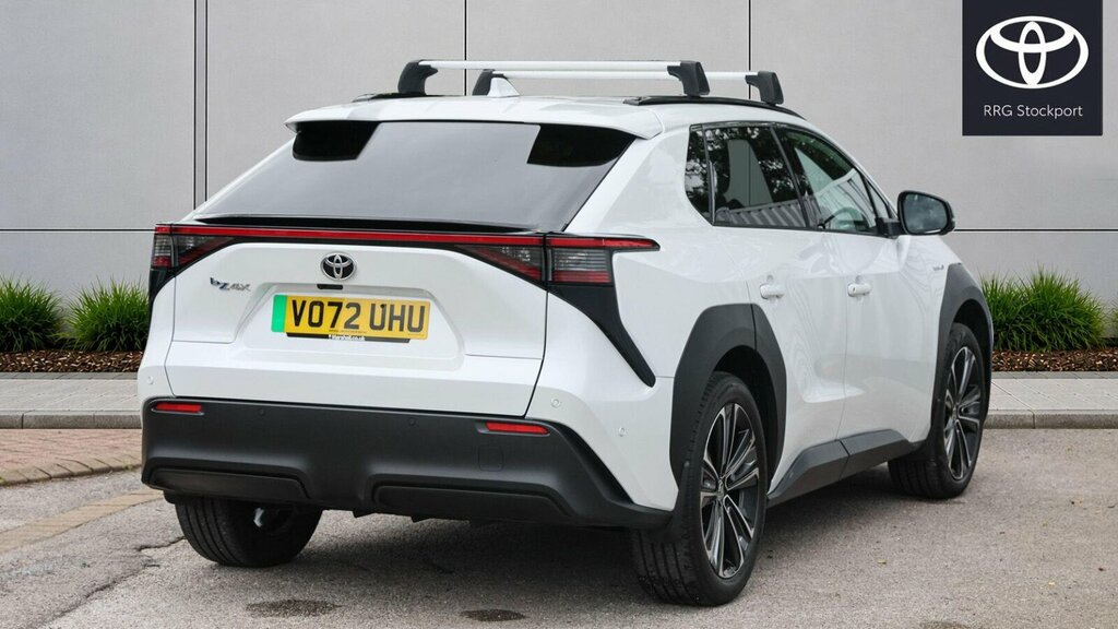 Toyota bZ4X 71.4Kwh Vision 11Kw Obc White #2