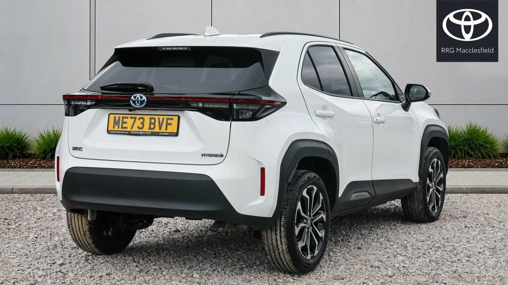 Toyota Yaris Cross 1.5 Vvt-h Design E-cvt Euro 6 Ss ME73BVF White #2