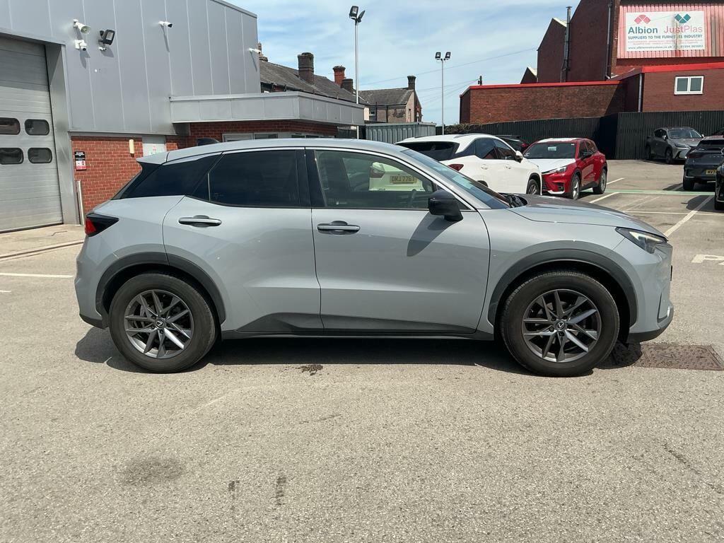 Lexus LBX 1.5 Takumi E-cvt Grey #8