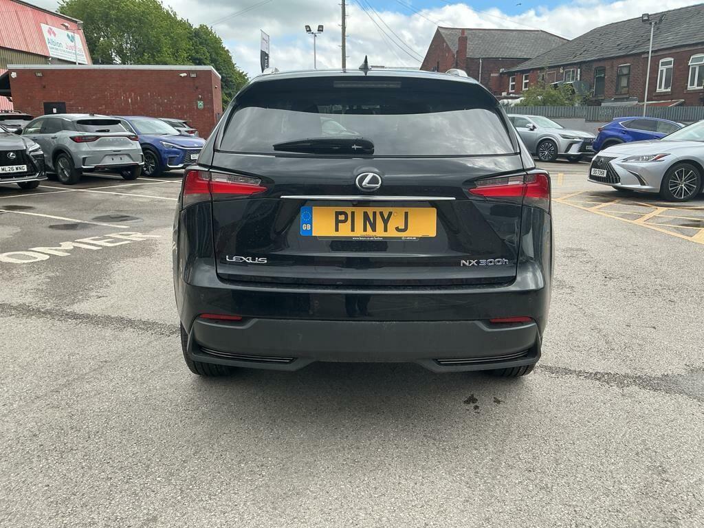 Lexus NX Nx 300H Luxury Cvt Red #7