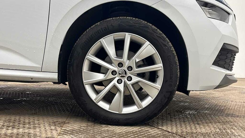 Skoda Kamiq 1.0 Tsi 110 Se Dsg White #2